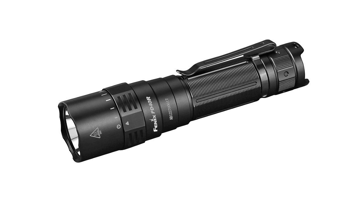 Fenix, nabíjecí svítilna PD40R V3.0